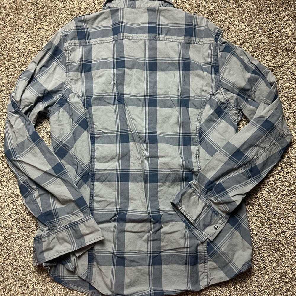 Men’s Guess Gray and Blue Plaid Button Down Shirt Size XL - Picture 5 of 5